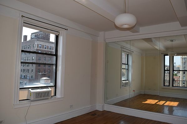 170 West 74th Street #1103 in Upper West Side, Manhattan | StreetEasy