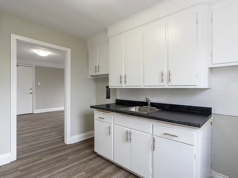 105 Onward Ave — Photo 7