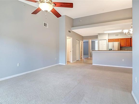 4th image of 20321 Estero Gardens Cir Unit 204
