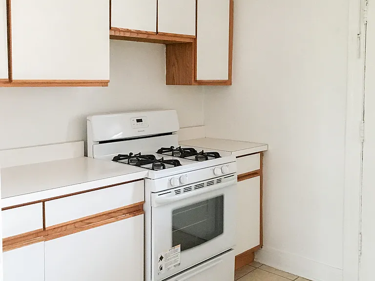 1606 1/2 W Sunnyside Ave #3S — Photo 9
