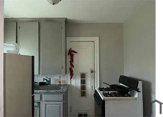 2 bed, 1123 sqft, $925 — Photo 4