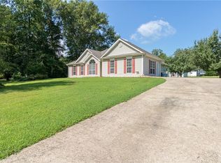 19 Saint James Pl, Sharpsburg, GA 30277