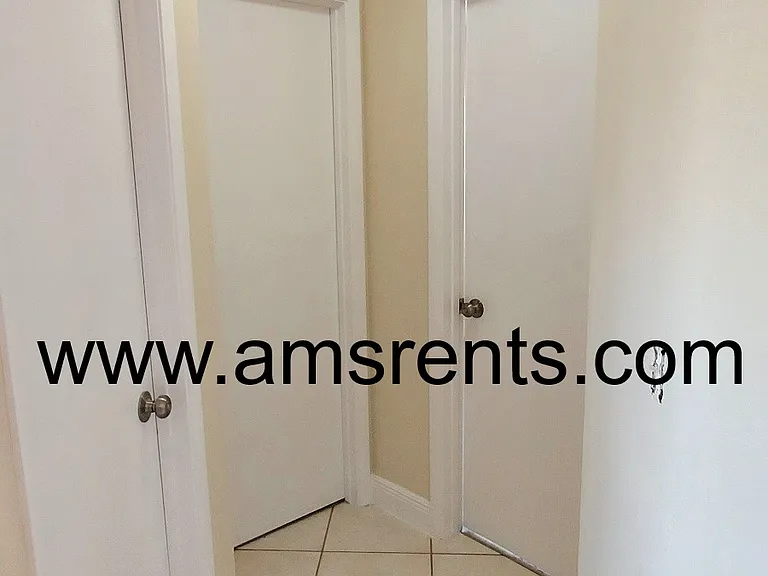 1080 Hali Ridge Ct — Photo 19