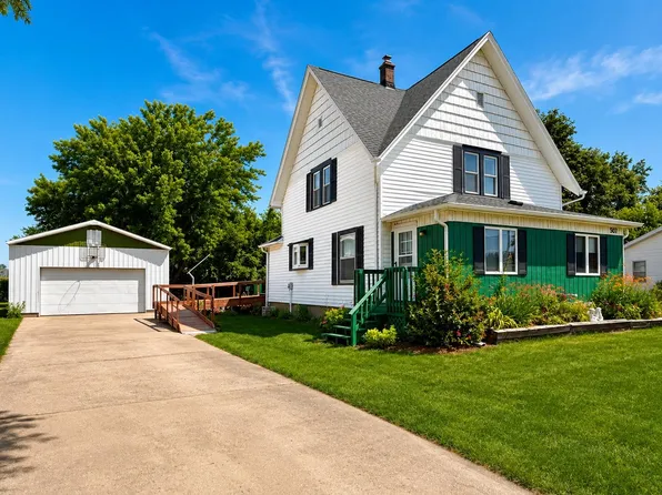 507 Galena Rd, Footville, WI 53537