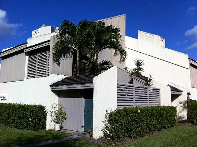 Photo 2 of 16 - 1605 S US Highway 1 #5H - Jupiter, FL Building Photo - 1605 S US Highway 1 #5H