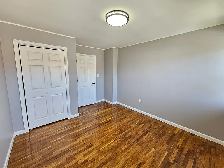 826 Jersey Ave #T1 — Photo 12