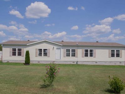 2032 Farmland Rd, Marshfield, MO, 65706