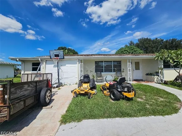 1521 Huntdale St E, Lehigh Acres, FL 33936