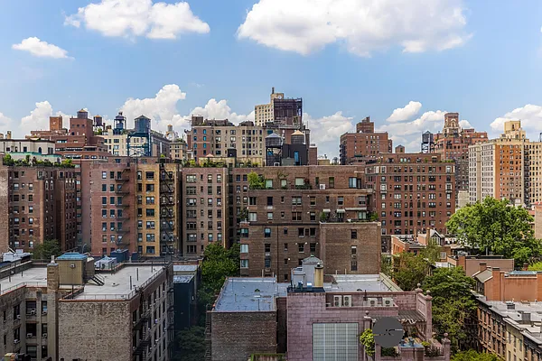 Rented by Douglas Elliman | media 32