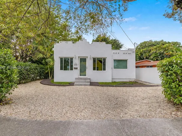 2900 SW 4th St, Miami, FL 33135