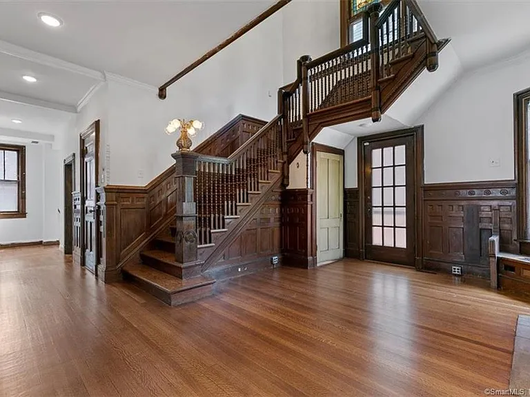 131 Dwight St #1 — Photo 2