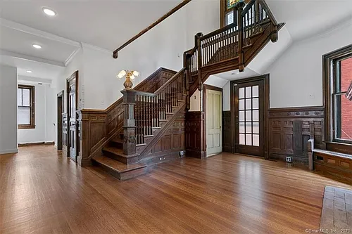 131 Dwight St #1 Photo 1
