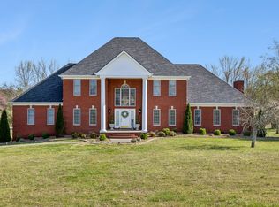 2025 Grandview Dr, Greenbrier, TN 37073