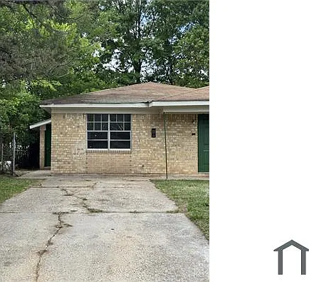 4704 Kennedy Dr — Photo 4