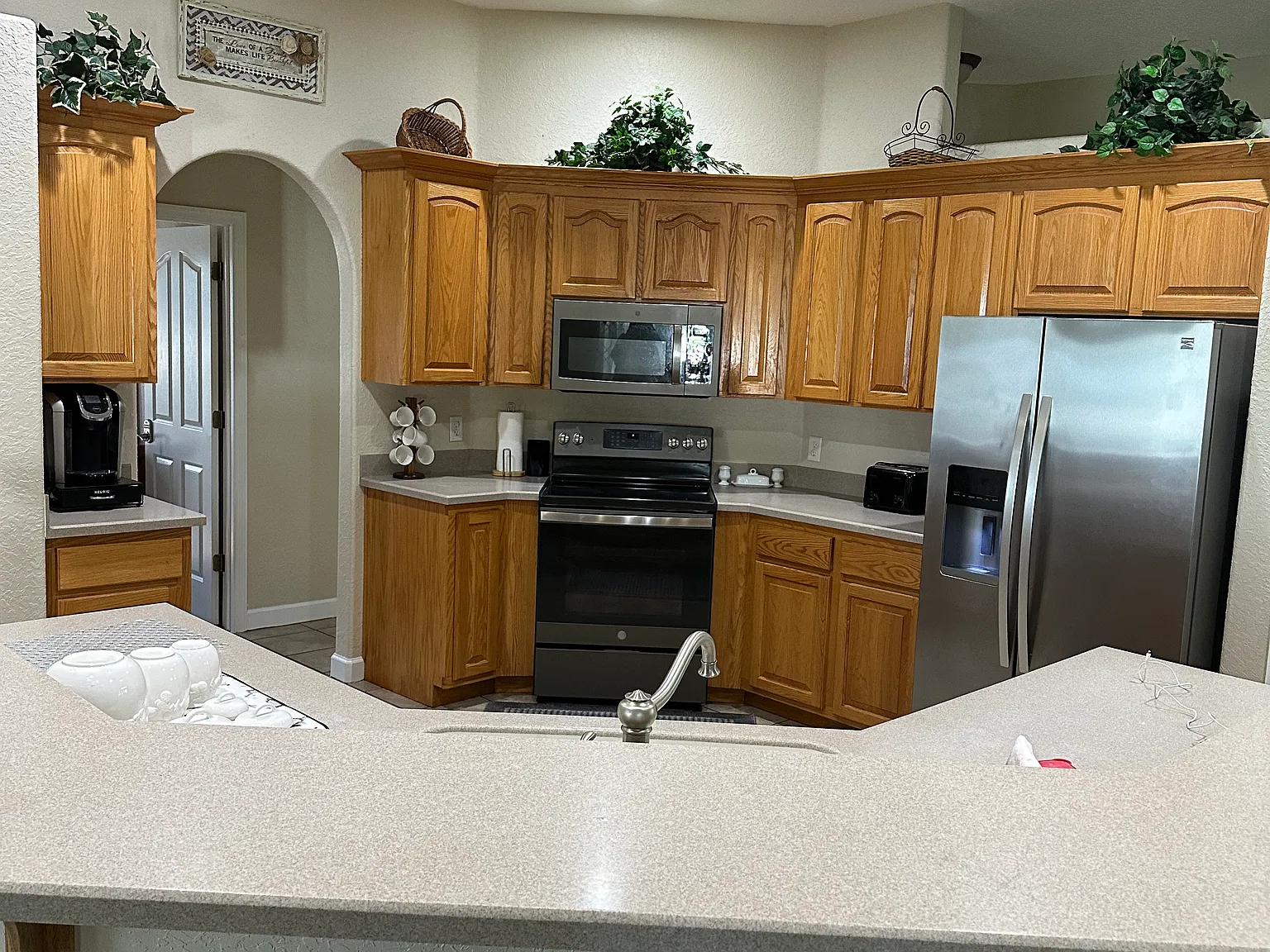 5 bed, 3373 sqft, $1,500 — Photo 4