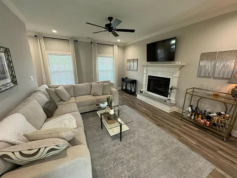 1535 Cherokee Landing Dr — Photo 5