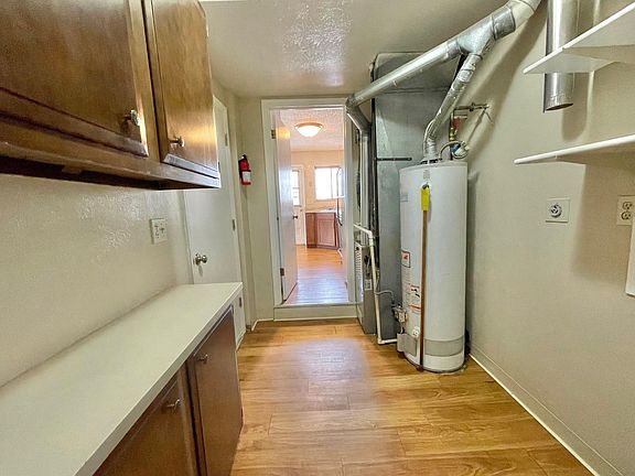 UTILITY ROOM WITH WASHER/DRYER HOOKUPS