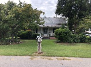 9555 Myrtle St, Linden, NC 28356