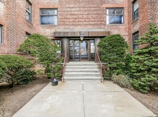 2271 Knapp St APT 4H, Brooklyn, NY 11229