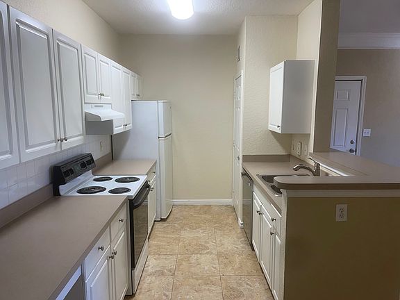5th image of 4312 Bayside Village Dr APT 203