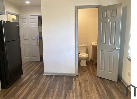 5301 Collingsworth St #1-11 — Photo 12