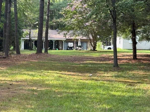 4914 Carters Point Rd, Buffalo Junction, VA 24529