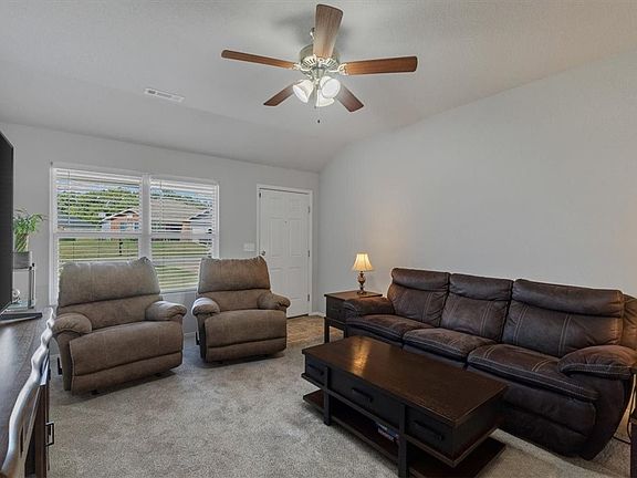 4th image of 15149 White Fawn Dr