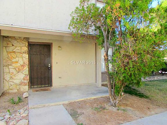 2nd image of 1483 Dorothy Ave Unit 3