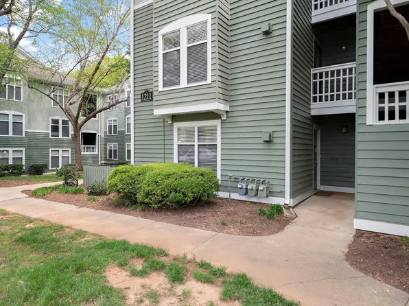 1211 Westview Ln APT 101, Raleigh, NC 27605