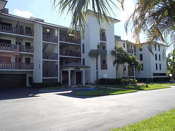 2nd image of 162 SE Saint Lucie Blvd Unit Un B 201