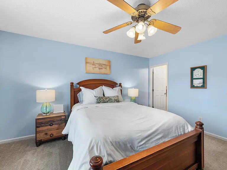 1204 Meadow Moss Ct — Photo 10