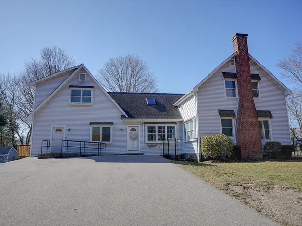 15 Melcher St, Plainville, MA 02762