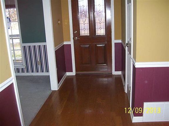 5th image of 318 River Wind Dr