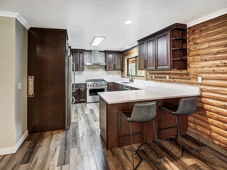 341 Quandary Rd — Photo 9
