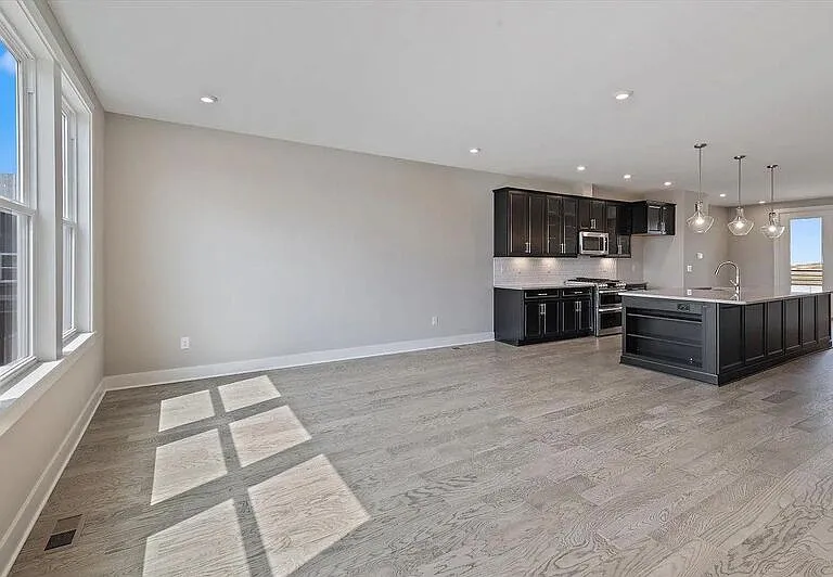 7234 Otley Dr — Photo 15