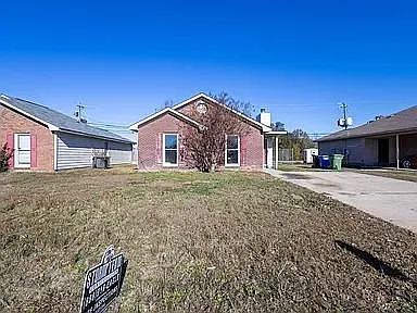 5873 Laurel Oak Dr — Photo 3