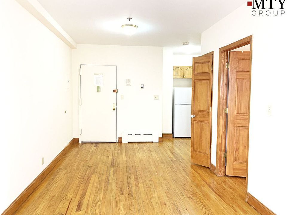 1st image of 4548 47th St APT 3A