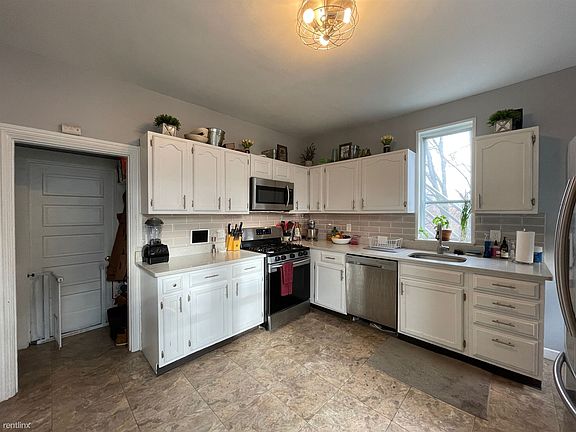 38 Highland Park Ave. #2 Boston (Fort Hill) Shared Unit Ph