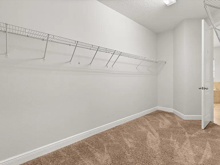 224 Volterra Way — Photo 17