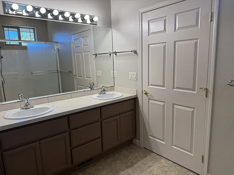 2350 NE Mary Rose Pl #2 — Photo 36