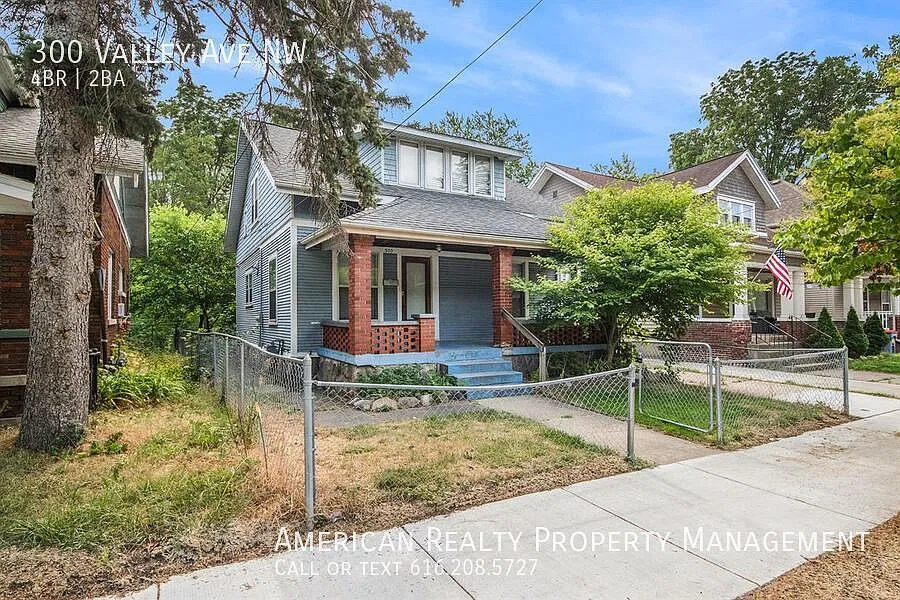 300 Valley Ave NW