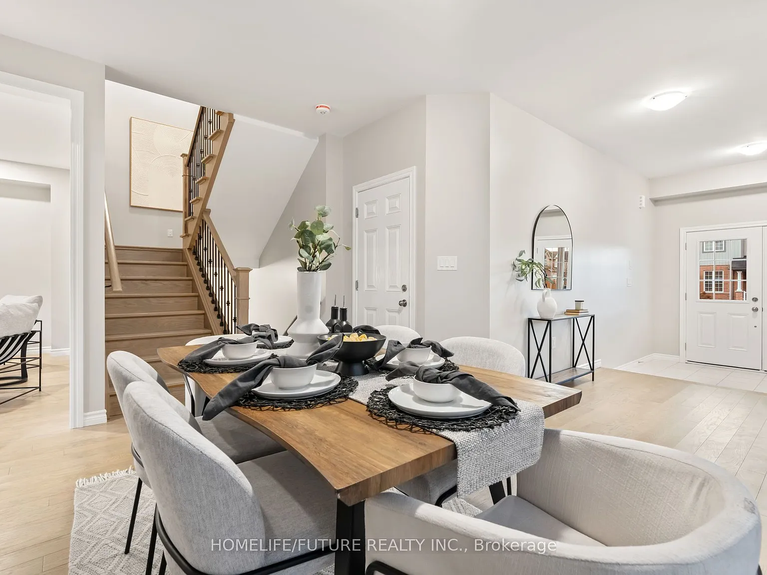 4 bed, $3,500 — Photo 3