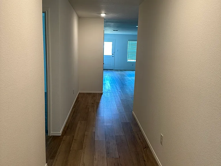 5906 Nyquist Way — Photo 17