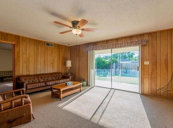 5th image of 3534 N Virginia Ln