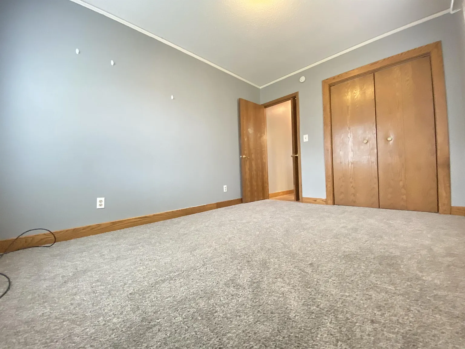 19 7th Avenue Northeast - 1 — Photo 4