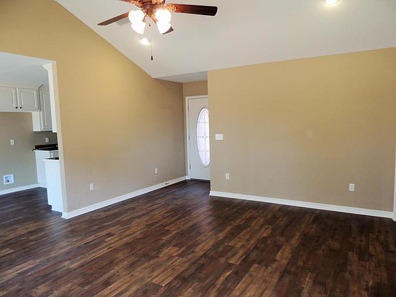 4th image of 266 Lost Orchard Dr