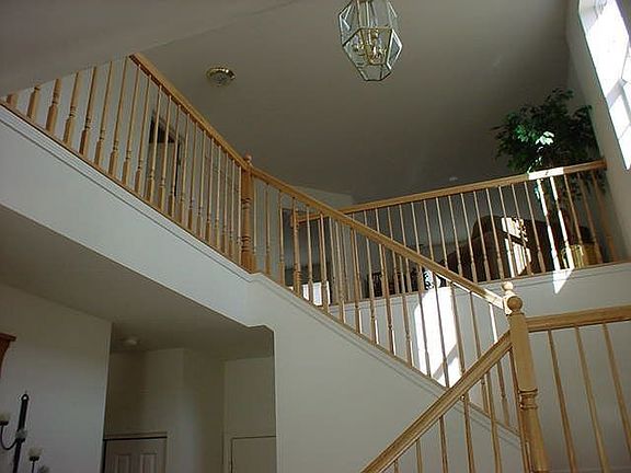 Oak Railing with Loft!
