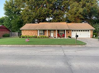 206 Anthony St, Muskogee, OK 74403