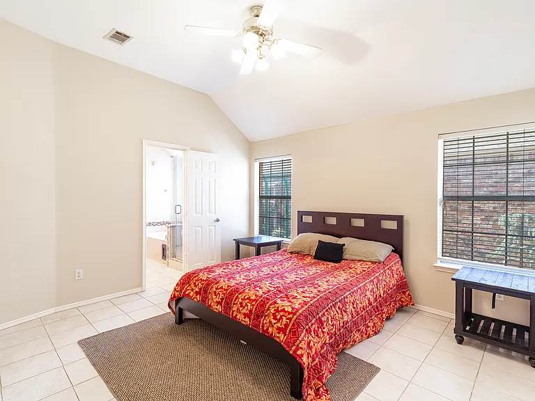 6912 Harvey Ln — Photo 12