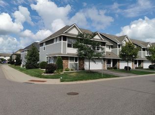 3253 Red Oak Trl, Hamel, MN 55340